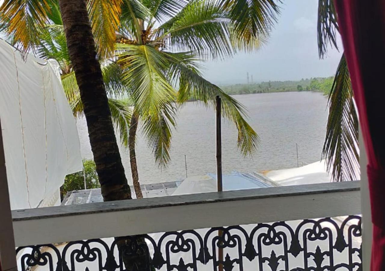 Hotel M Aples Jacks Place Cavelossim Exterior foto